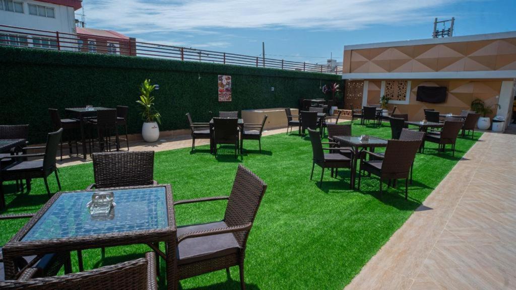 Presken Waters Hotel Lagos Exterior foto